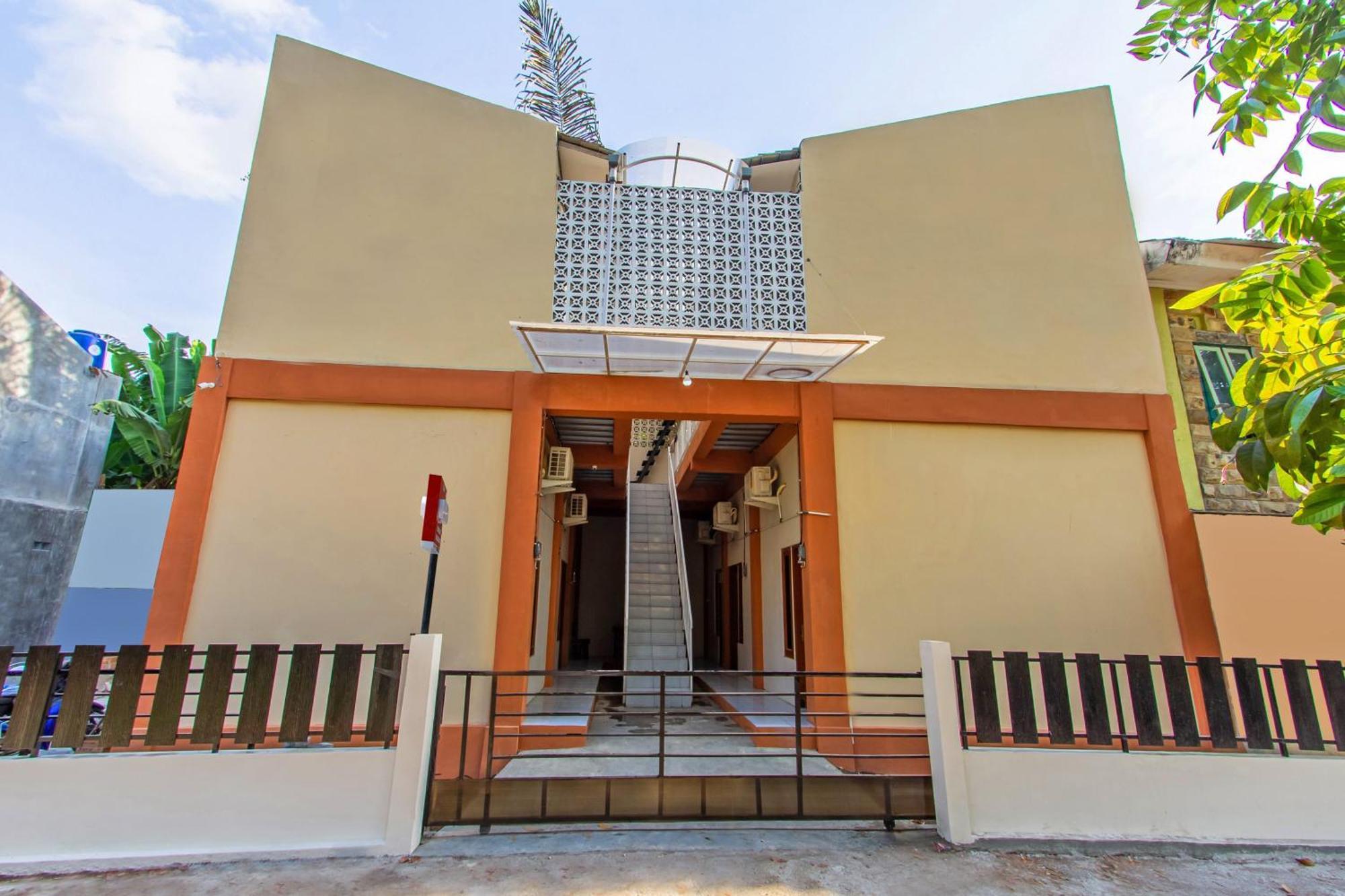 Oyo 1718 Homestay Wak Gobenk Salakan Exterior photo